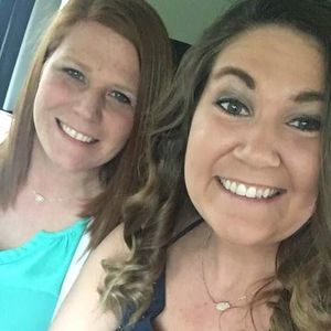 Meet your Posher, Leslie